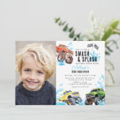 モンスタートラックの楽しい写真 4歳の誕生日プールパーティー 招待状 (スタンド正面)