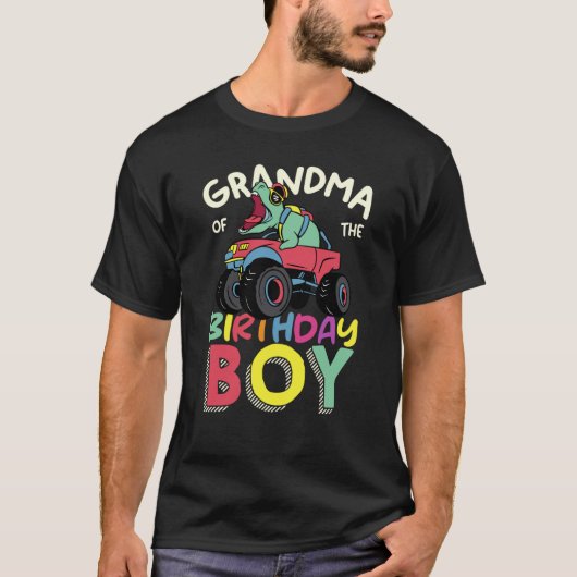 モンスタートラックの祖母 誕生日の少年 Tシャツ (正面)