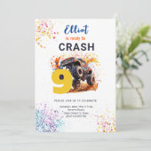 モンスタートラックの誕生日をクラッシュする準備ができている 招待状 (スタンド正面)