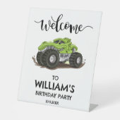 モンスタートラックバースデーパーティーミニマルボーイズ誕生日 台座サイン (正面)