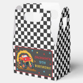 モンスタートラックラリー誕生日パーティーの装飾 フェイバーボックス (オープン)