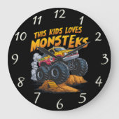 モンスタートラック威厳のあるが土の山を征服 ラージ壁時計 (正面)