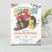 モンスタートラック5歳の誕生日の男の子をつぶす準備ができている 招待状 (スタンド正面)