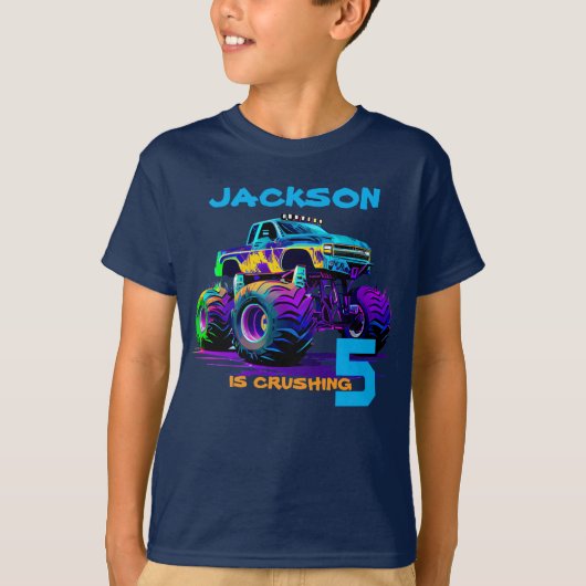 モンスタートラック 誕生日 おめでとう ボーイTシャツ 名前入り Tシャツ (正面)