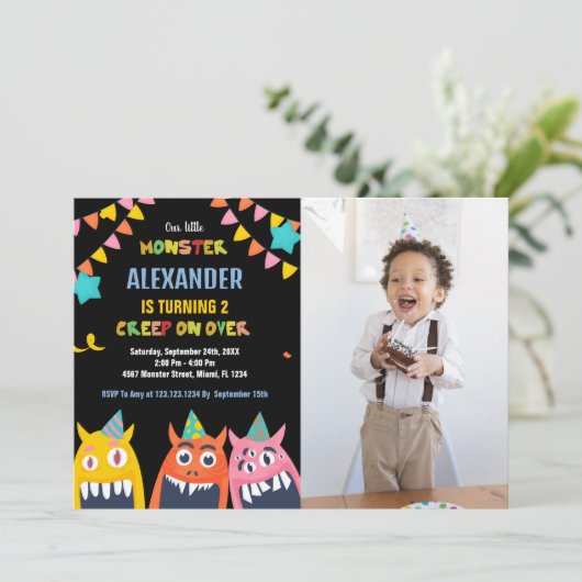 モンスター誕生日招待状ブラックフォト 招待状 (スタンド正面)