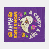 モンスター達が一日保ハロウィーン遠くに フリースブランケット (正面(横))