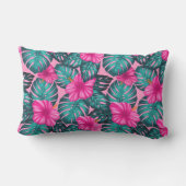 モンステ葉ラティール（緑がかった色）とハイビスカスのピンク ランバークッション (裏面)