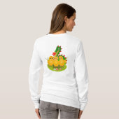 モンズの竜と3羽のひよこからのイースターハッピー Tシャツ (裏面フル)