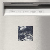 モンセラト、ソフリエールヒルズからのアッシュプルーム マグネット (インサイチュ (食洗機))