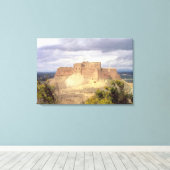 モンソン城はジェームズ王が幼少の頃を過ごした場所だった。 キャンバスプリント (インサイチュ (ウッドフロア))