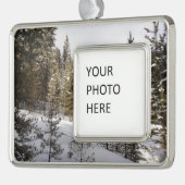 モンタナの冬の雪山の景色 シルバープレートフレームオーナメント (左)