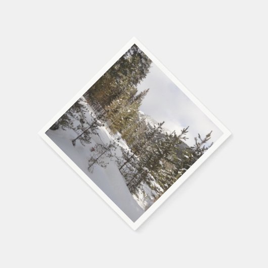 モンタナの冬の雪山の景色 スタンダードカクテルナプキン (角)