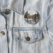 モンタナの冬の雪山の景色 缶バッジ (インサイチュ)