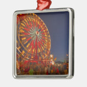 モンタナ州北西部の夕暮れ時の観覧車 メタルオーナメント (左)