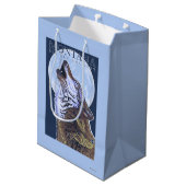 モンタナ -- 空のCountryHowlingの大きいオオカミ ミディアムペーパーバッグ (裏面アングル)