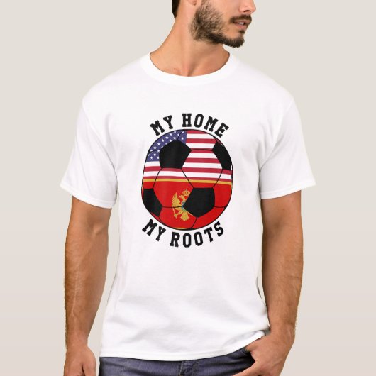 モンテネグロの誇り サッカーTシャツ Tシャツ (正面)