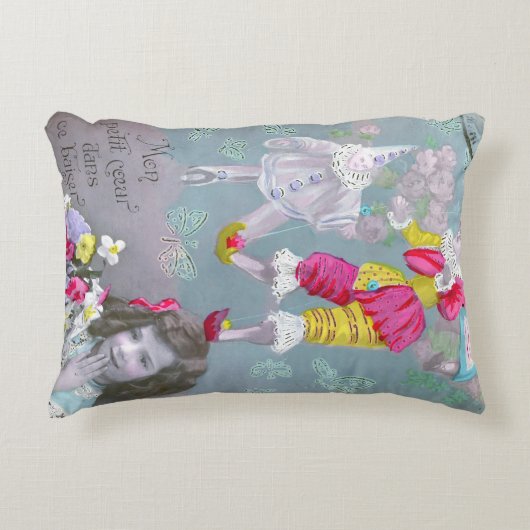 モンプチクールダンスバイザー2 アクセントクッション (正面)