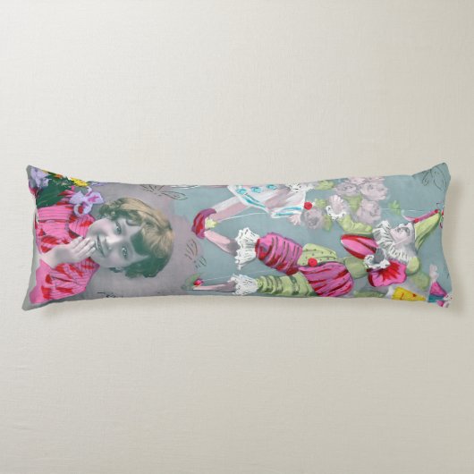 モンプチクールダンスバイザー ボディピロー (正面)