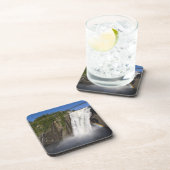 モンモレンシー滝ズニアケベックシティ。 コースター (右側)