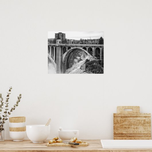 モンロー通りブリッジ – スポケーンワシントン ポスター (キッチン)