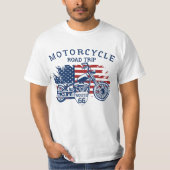 モーターサイクルロードトリップルート66 USAフラグTシャツ Tシャツ (正面)