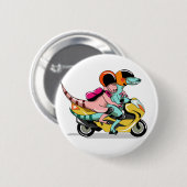 モータースクーターに乗って2人の漫画のラプター。 缶バッジ (正面&裏面)