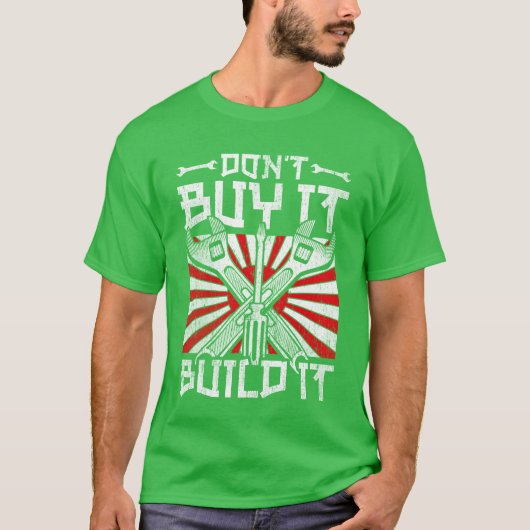 モータースポーツ カー愛好家のための面白グッズ 自分で作ろう派のあなたへ Tシャツ (正面)