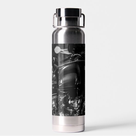 モーターバイクバイクもしくは自転車に乗る人ライダーバイク ウォーターボトル (背面)