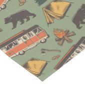 モーターホームキャンプアドベンチャパターン ミディアムテーブルランナー (コーナー)