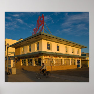 モーニングバイクもしくは自転車に乗る人 ポスター