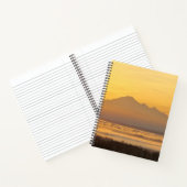 モーニングマウンテン魔法。 ノートブック (内部)