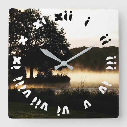 モーニングレイクシーン太ローマ数字wccnm スクエア壁時計 (正面)