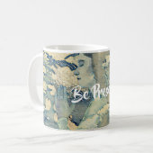 モーニング瞑想スピリチュアル祈りの言葉ウーマンブルー コーヒーマグカップ (正面左)