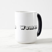 モーフィングマグ – "Women"文字名印刷 モーフィングマグカップ (正面右)