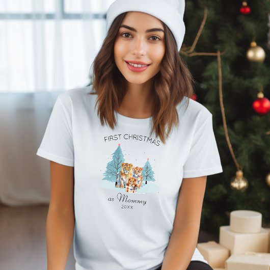 モーミーの水彩獅子の家族としてクリスマス1回目 Tシャツ
