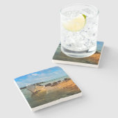モーリシャスの小島のあるビーチの漁船 ストーンコースター (横)