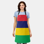 モーリシャス国旗 エプロン (着用した状態)
