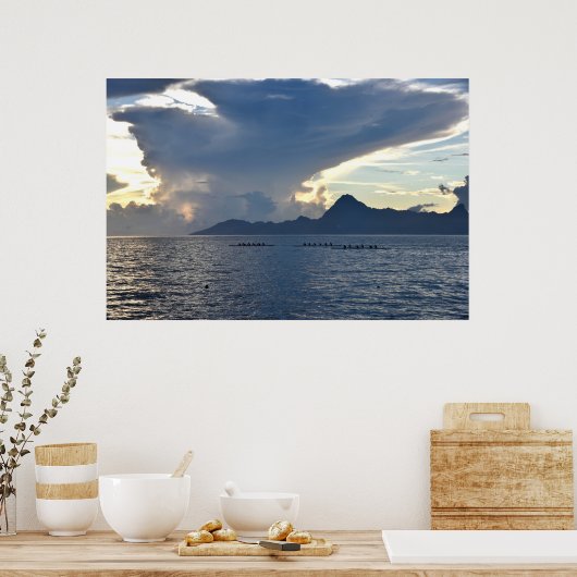 モーレア島の前でボートを漕ぐ3隻 ポスター (キッチン)