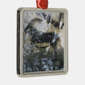 ヤギかセーム皮の黒い部屋の石の絵画、 メタルオーナメント (右)