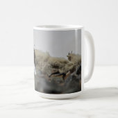 ヤギとヤギとヤギ(52) コーヒーマグカップ (正面右)