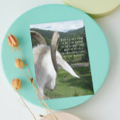 ヤギと緑の牧草地のおもしろい退職カード カード