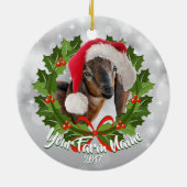 ヤギのヌビアンドイキッドサンタハットクリスマスオーナメント セラミックオーナメント (裏面)