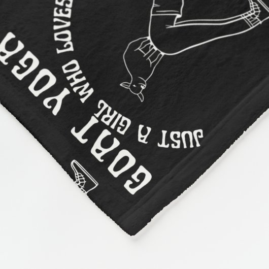 ヤギのヨガファームが好きな女の子おもしろいだけ フリースブランケット (角)