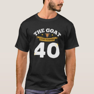 ヤギは40歳から40歳の誕生日ヤギのテーマ Tシャツ