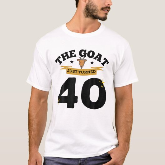 ヤギは40歳から40歳の誕生日ヤギのテーマ Tシャツ (正面)
