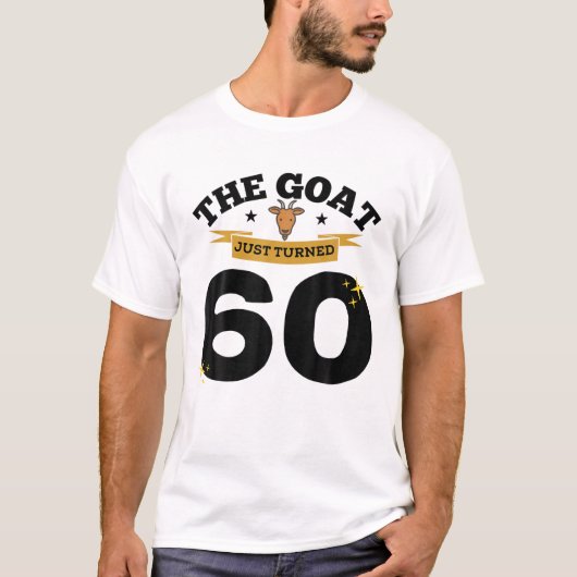 ヤギは60歳から60歳の誕生日ヤギテーマ Tシャツ (正面)