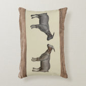 ヤギ素朴と木目付枕 アクセントクッション (正面(垂直))