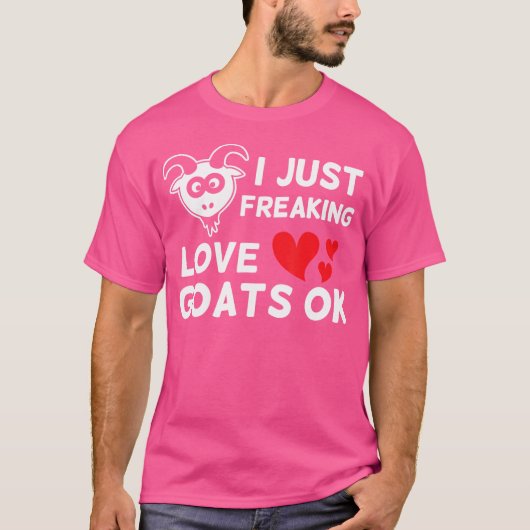 ヤギIちょうどFreakingラブヤギかわいい動物ファーム Tシャツ (正面)