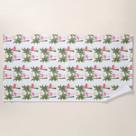 ヤシの木およびピンクのフラミンゴ ビーチタオル