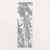 ヤシの木が灰色の特徴デザイン ヨガマット (裏面)